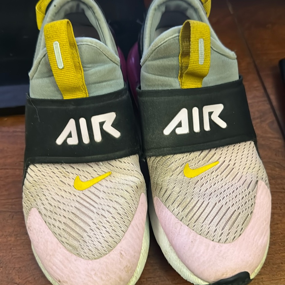 Girls Nike shoes